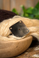 Horn weaving card