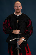 Landsknekt skjorta, svart röd