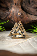 Viking valknut amulet, bronze