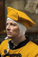 Square landsknecht hat Friedrich, yellow
