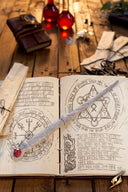 Wand Druid, white
