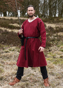 Medieval tunic Kragelund hand-stitched finish, bordeaux red