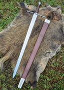 Hand-and-a-half sword Oakeshott type XVa, semi-sharp