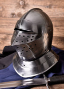 Early 16th century closed helm, 1–1.2 mm