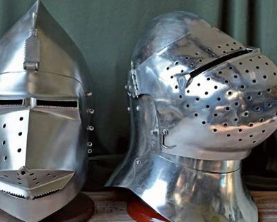 Bascinet helmen