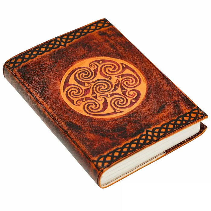 Leren boeken met Keltische en Viking designs