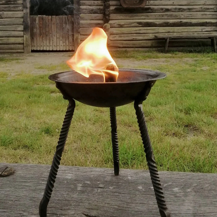 Kleine kandelaar voor paganistisch huisaltaar