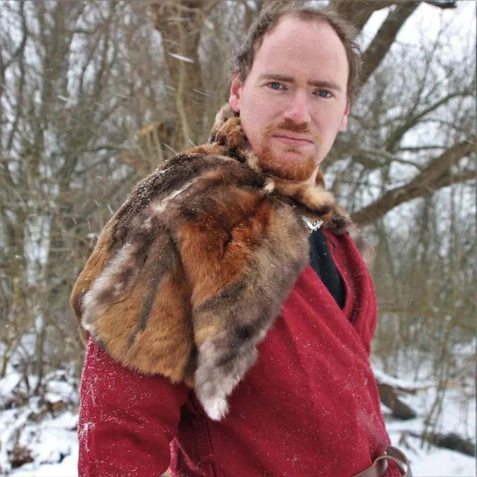Viking bont kragen voor LARP en reenactment