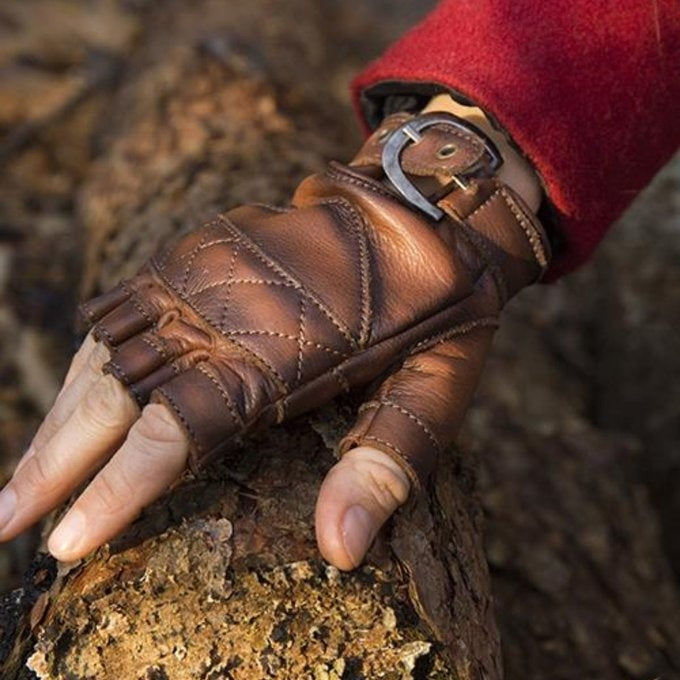 leather-fingerless-gloves-brown