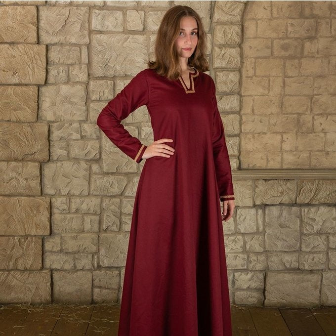 middeleeuwse-jurk-heloise-rood