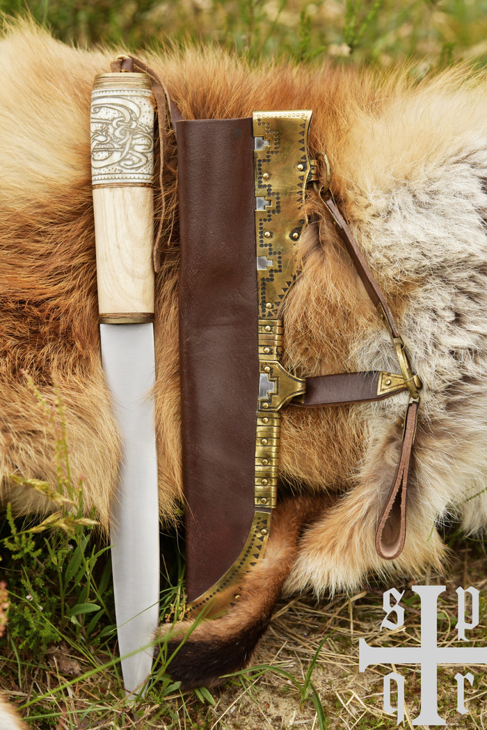 Viking sax met knoopwerk, met schede, semi-scherp
