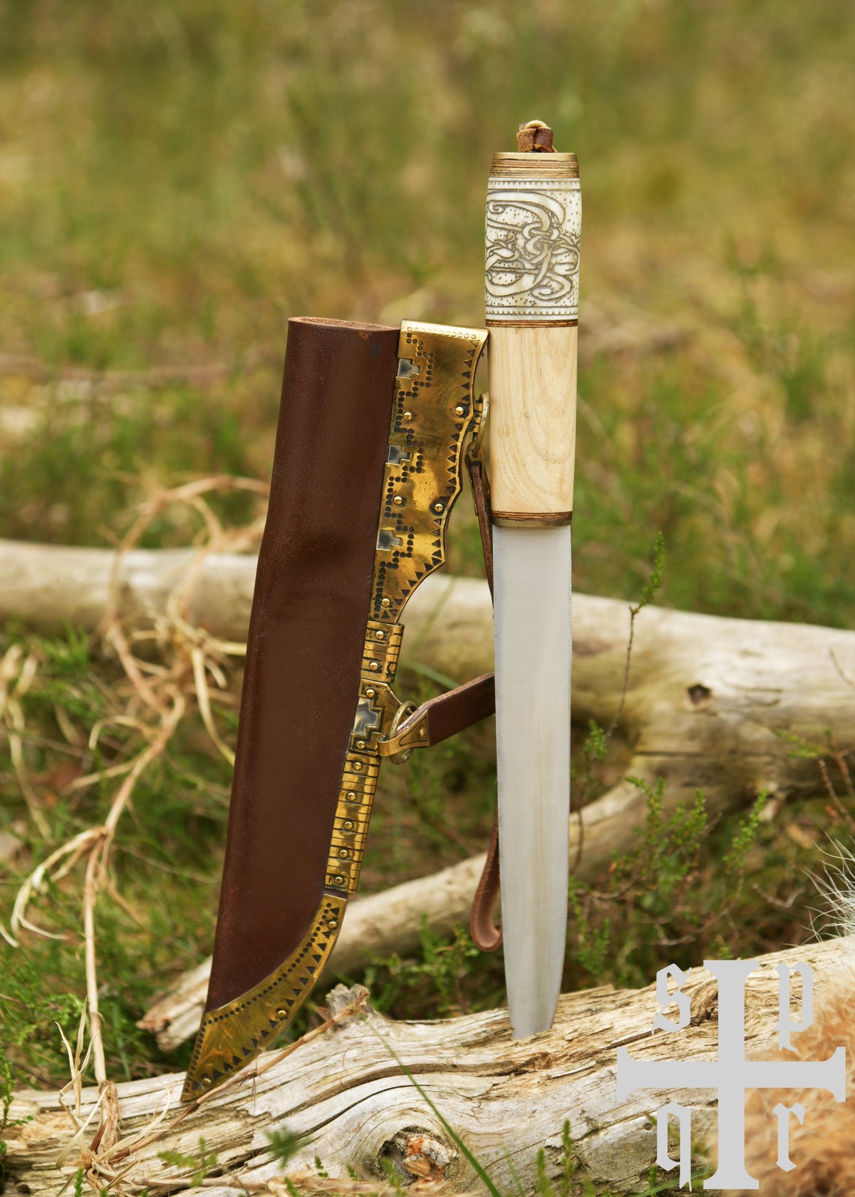 Viking sax met knoopwerk, met schede, semi-scherp