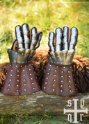 Armored gloves Visby brown front