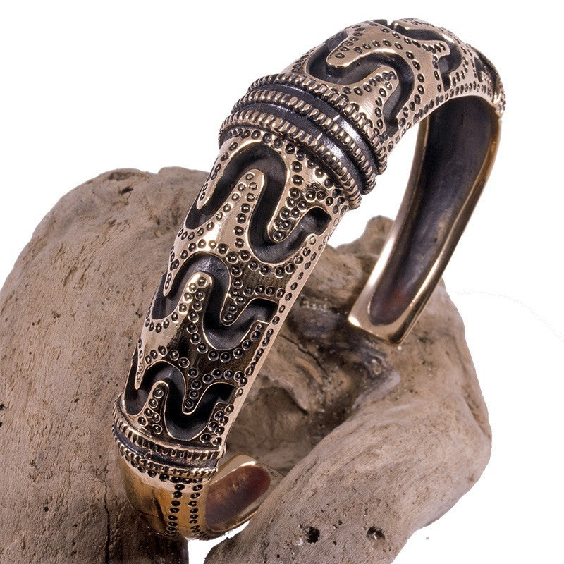Viking bracelet Orupgård, 10th century, bronze