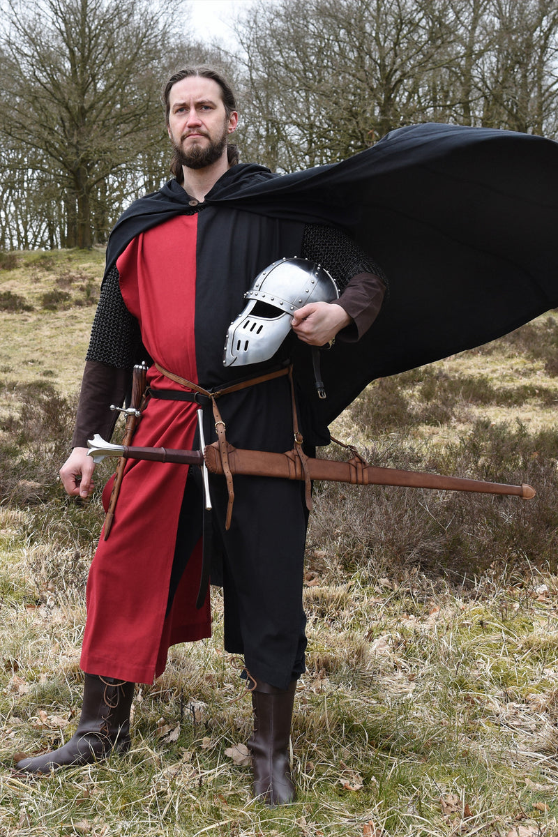 Sobretúnica medieval Rodrick, negro-rojo