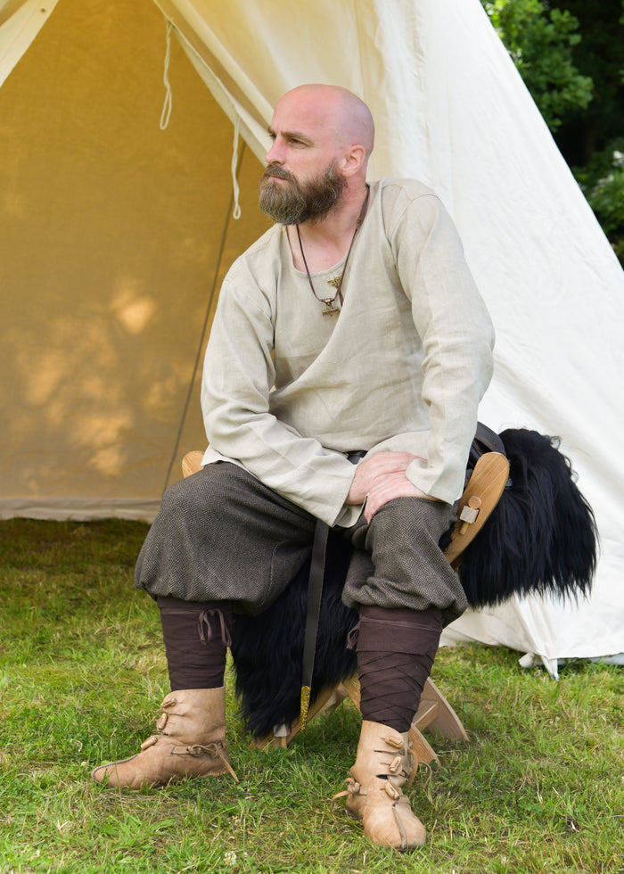 Vikingbroek Tjore, visgraatmotief, wolmix, bruin