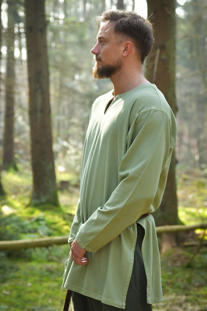 Tuniek Varnis, gewassen groen