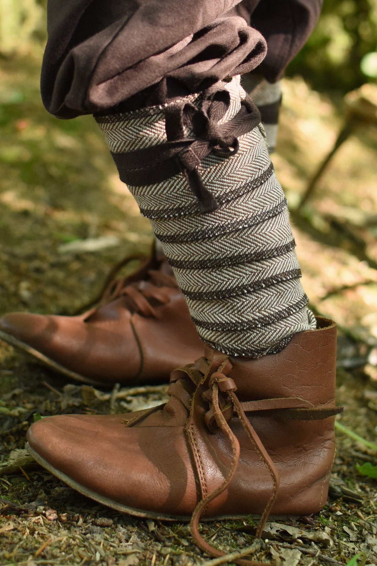Leg wrappings for kids, brown