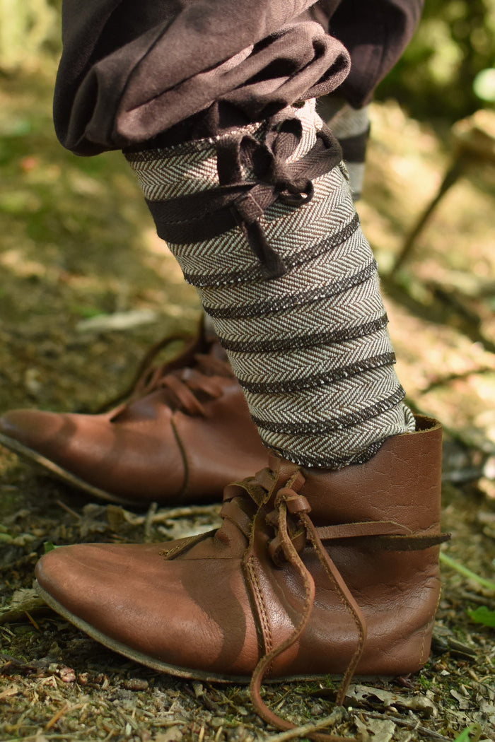 Leg wrappings for kids, brown
