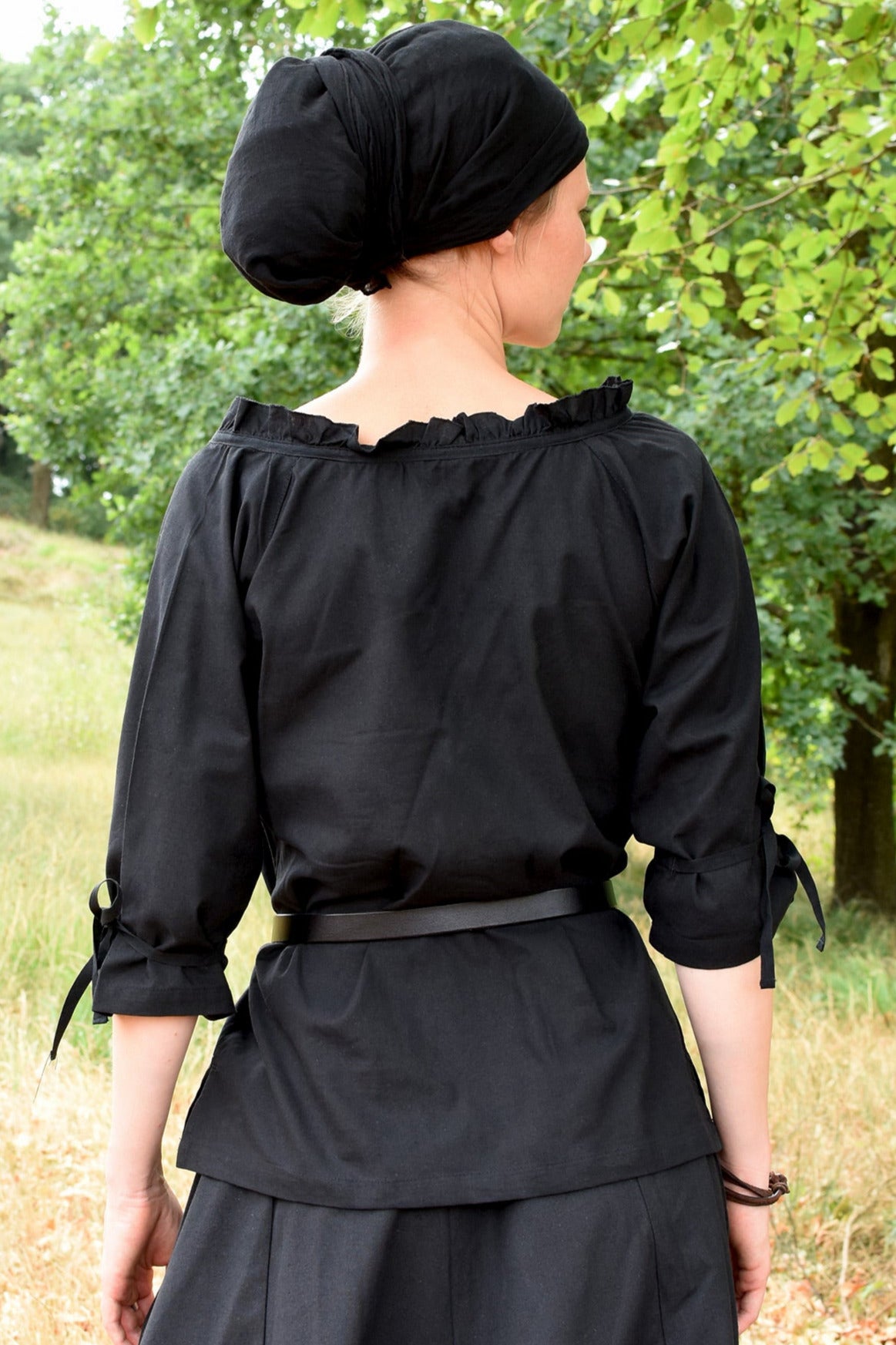 Renaissance blouse Anne, black