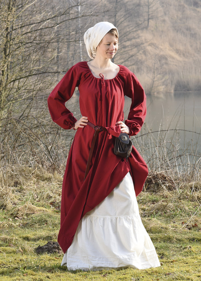 Matilda medieval chemise, underdress, red