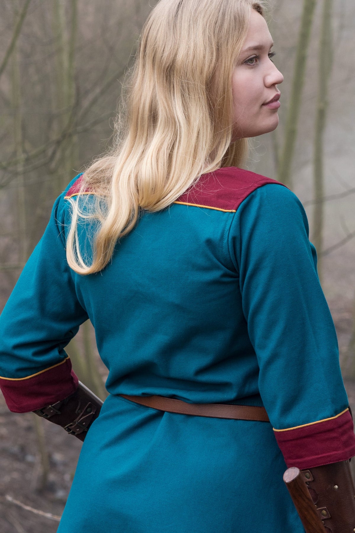 (Early) Medieval dress Gesine, teal blue-red