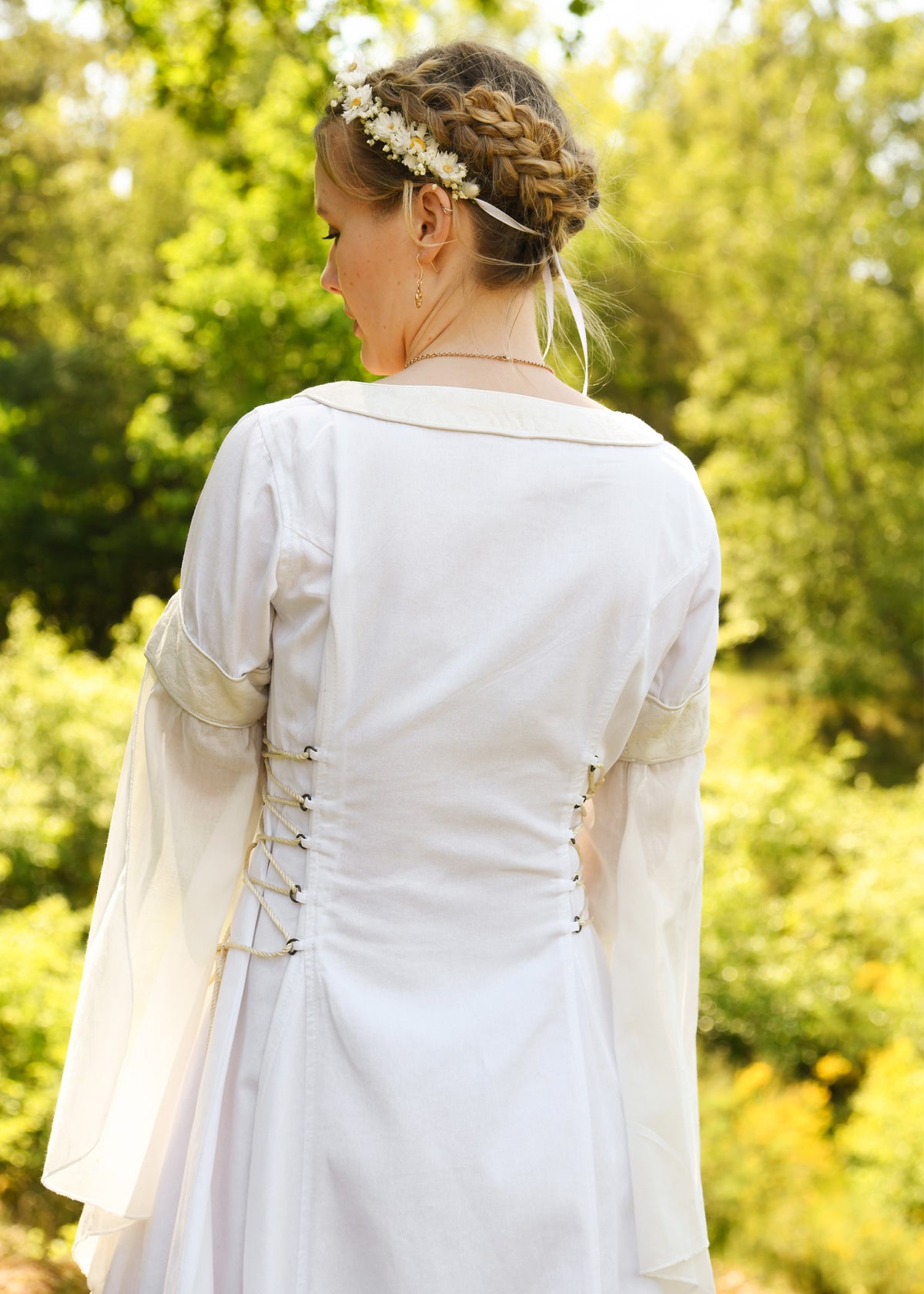 Medieval wedding dress, white-cream