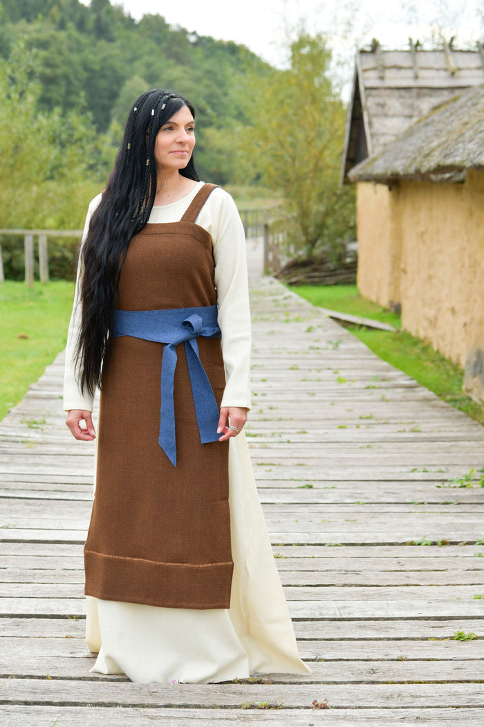 Viking hangerok Annik, wool, brown