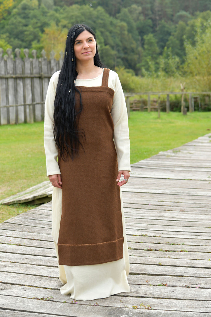 Viking hangerok Annik, wool, brown