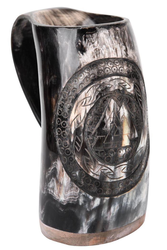 Horn beer mug with Valknut motif on the front