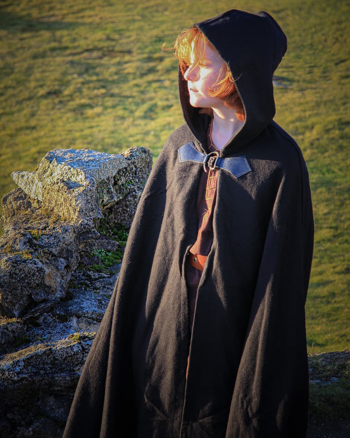 Child's cloak Rowan, black, wool blend
