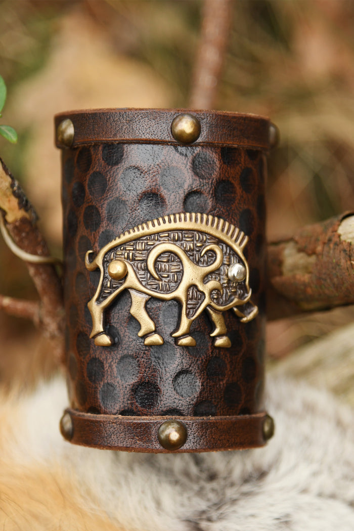 Bracelet Celtic boar Knocknagael per piece, leather