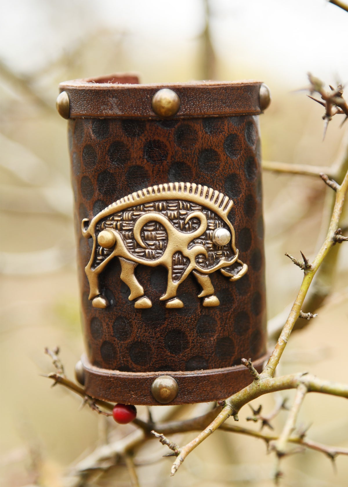 Bracelet Celtic boar Knocknagael per piece, leather