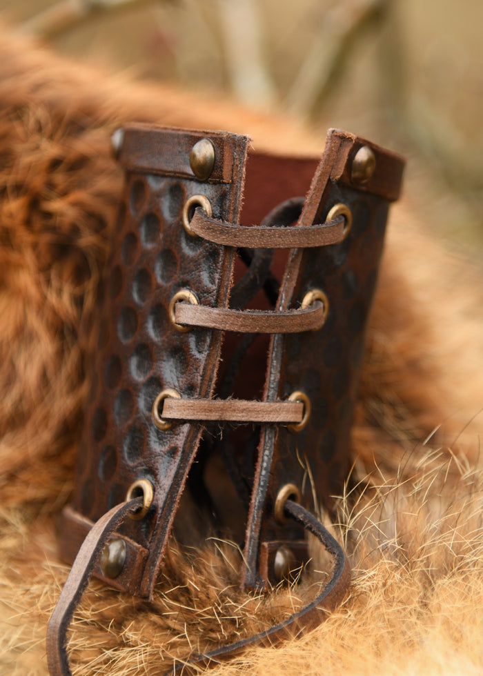 Bracelet Celtic boar Knocknagael per piece, leather