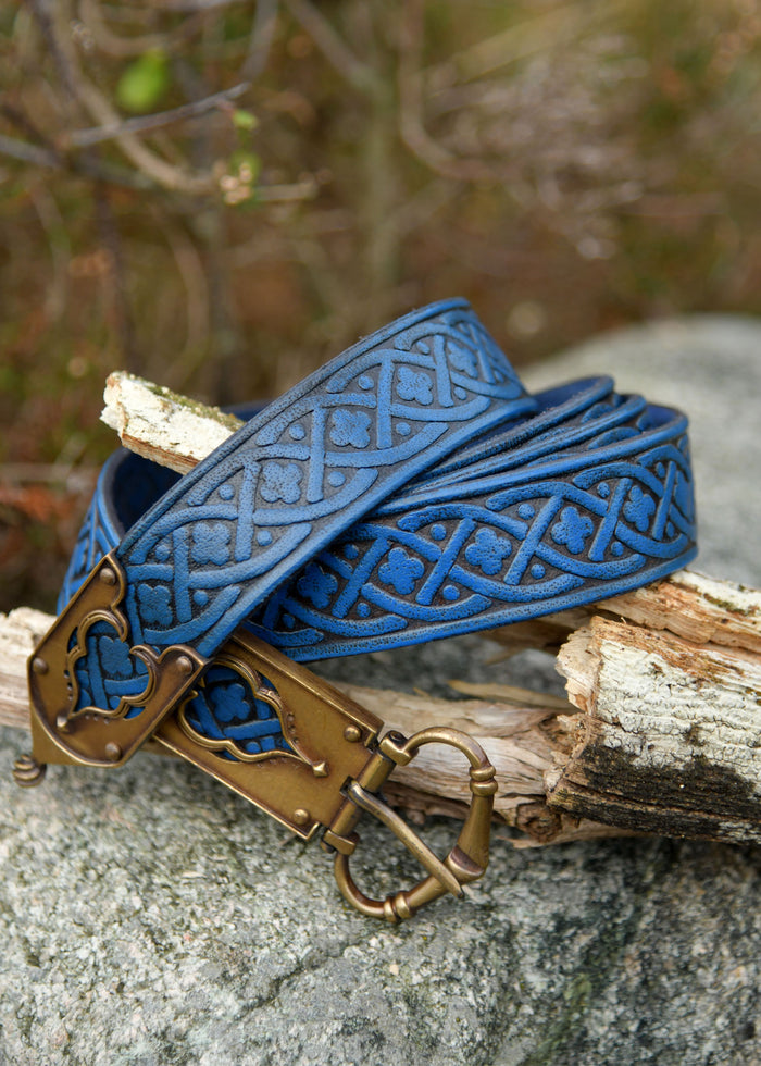 Middeleeuwse riem met vierpas motief, 13e-15e eeuw, blauw