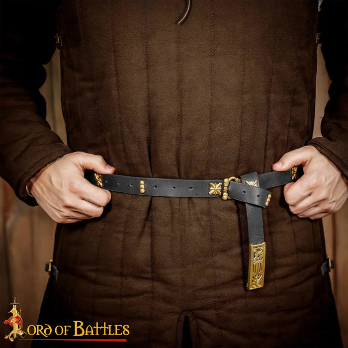 Gothic learning belt with gracefully brass batter, black