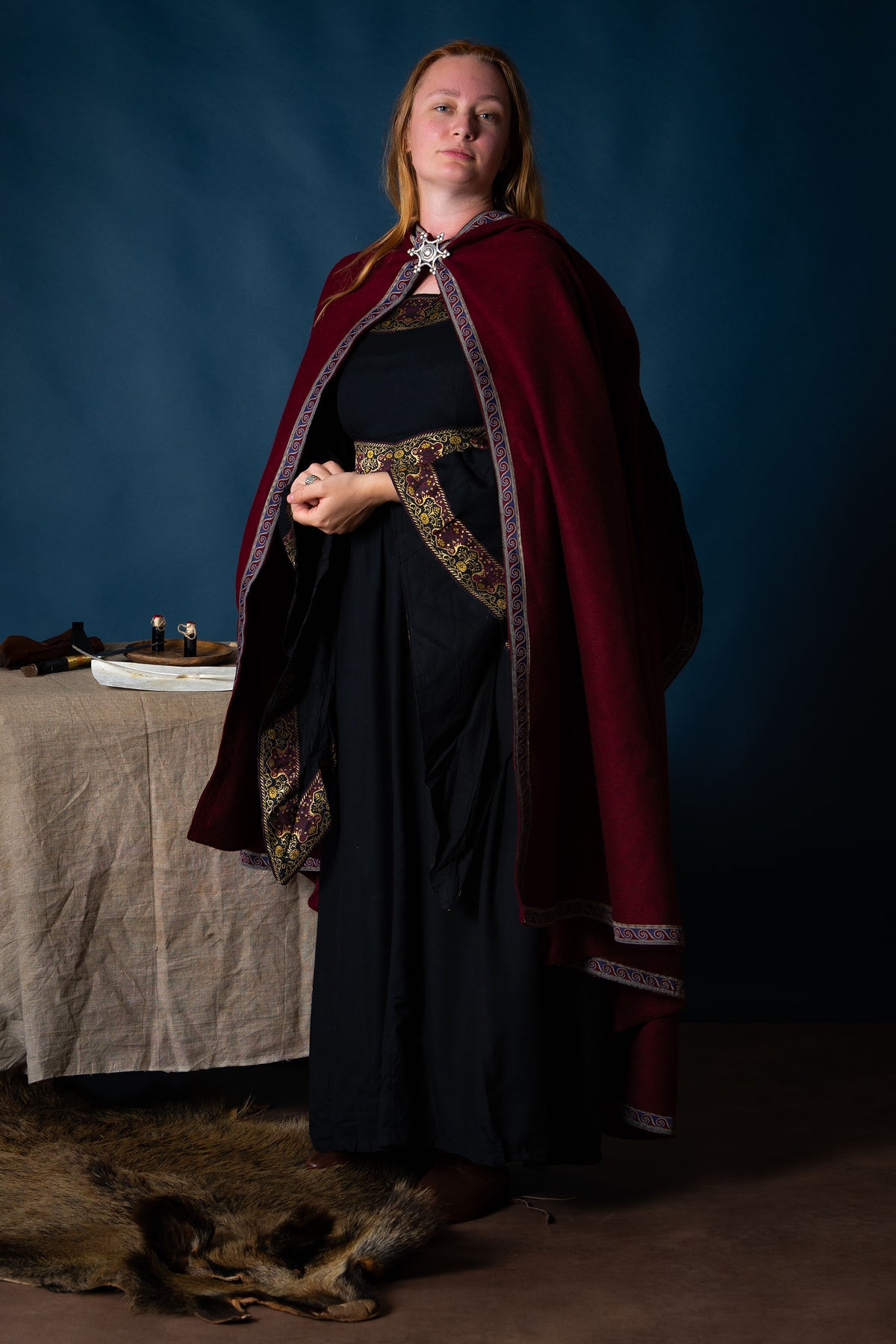 Embroidered cloak Lyra, red, wool mix