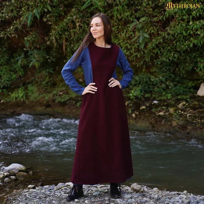 Surcotte Martha, wool, red