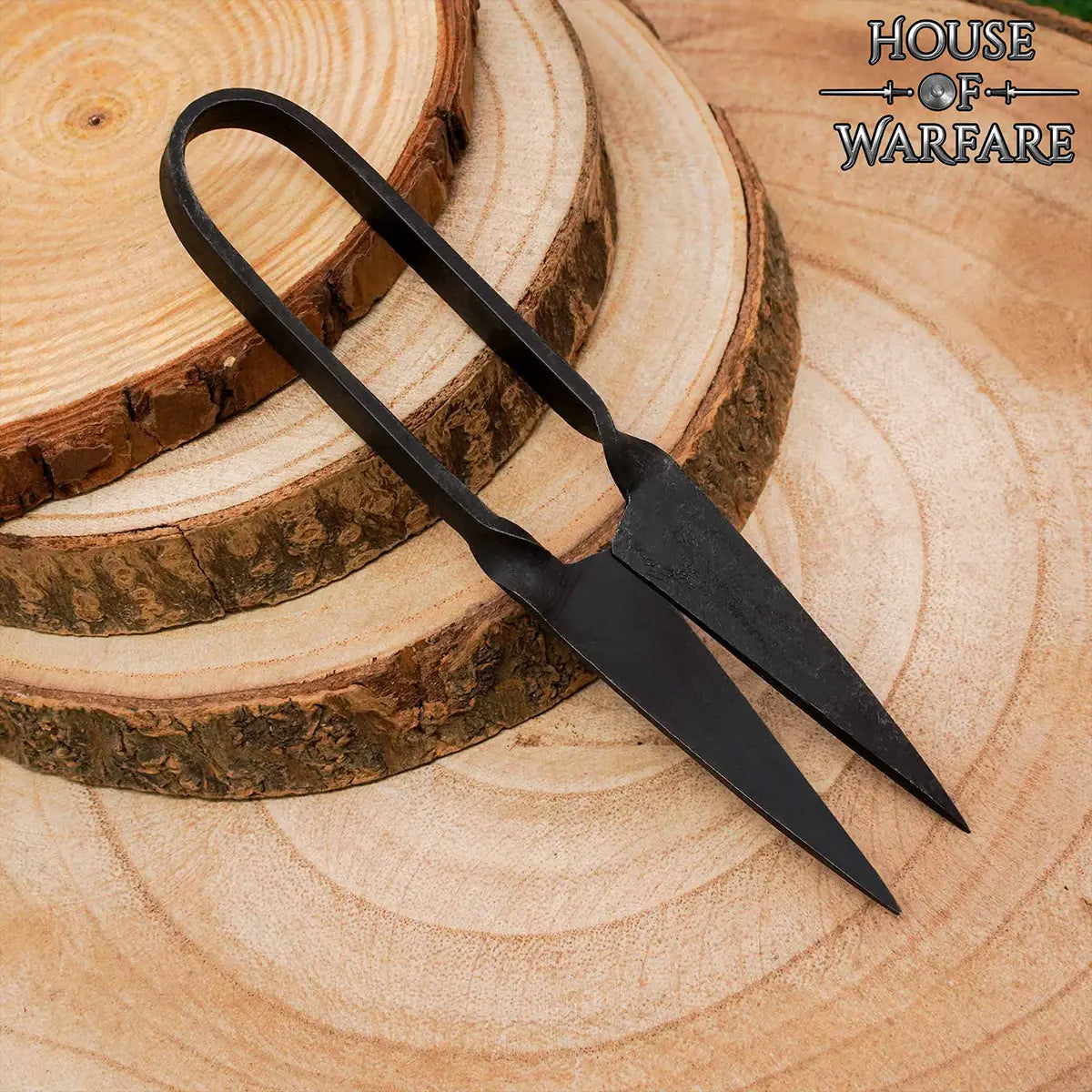 Medieval scissors, 13.5 cm