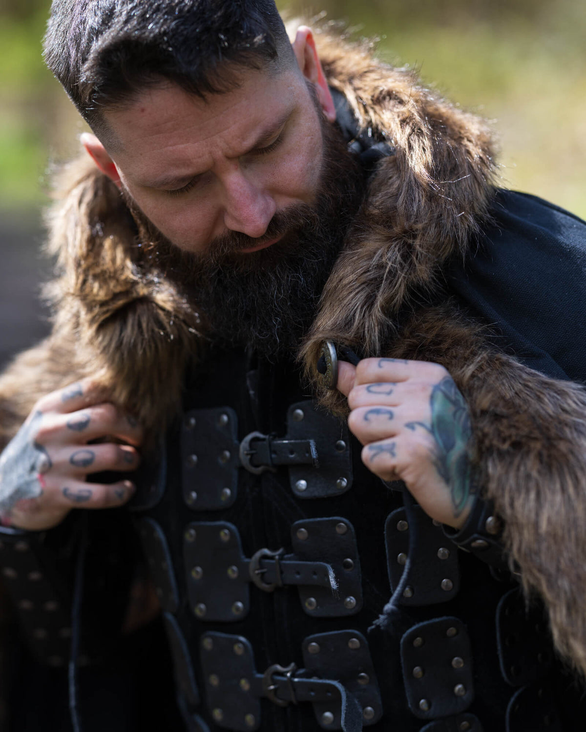 Cloak Aaron with fur trim, green