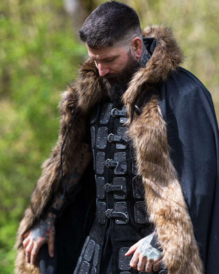 Cloak Aaron with fur trim, green