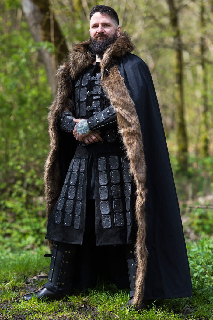 Cloak Aaron with fur trim, black
