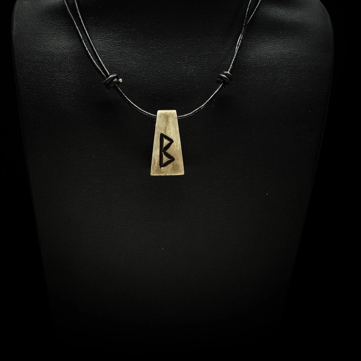 Bone rune pendant B, Biork