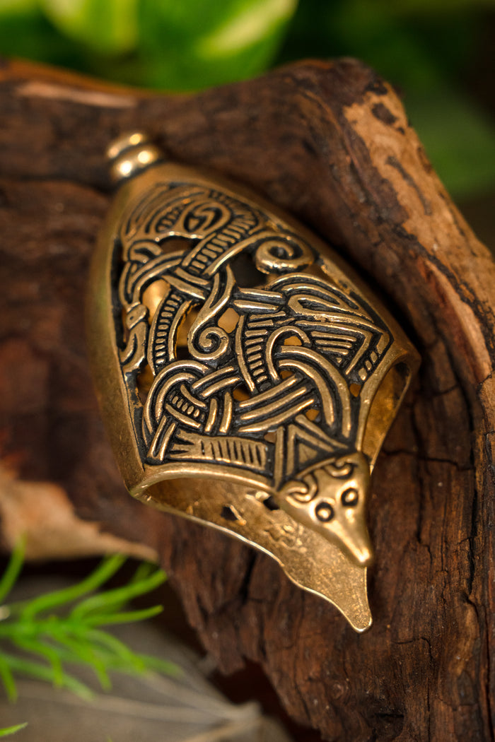 Scabbard end Borre style