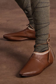 Norman shoes, 1150-1350, brown