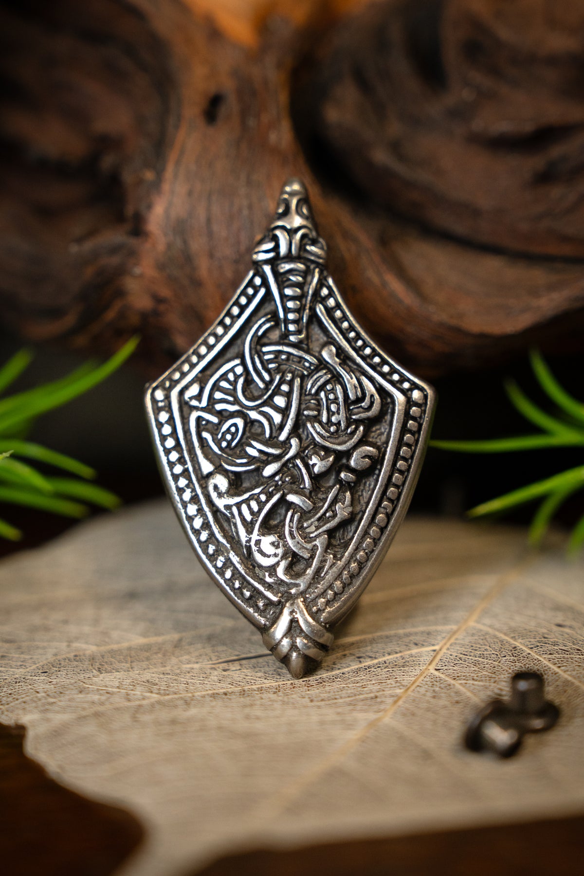 Belt end York, silvered zamak