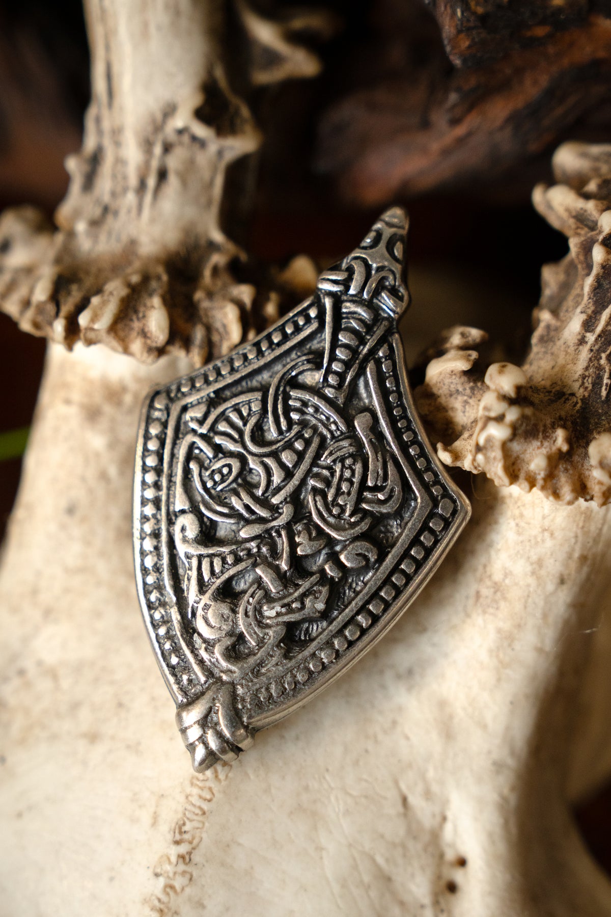 Belt end York, silvered zamak
