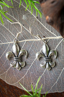 Earrings fleur de lys, silvered bronze