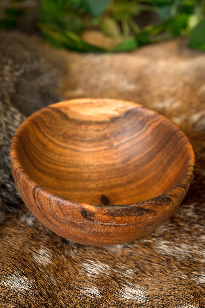 Medieval wooden bowl M