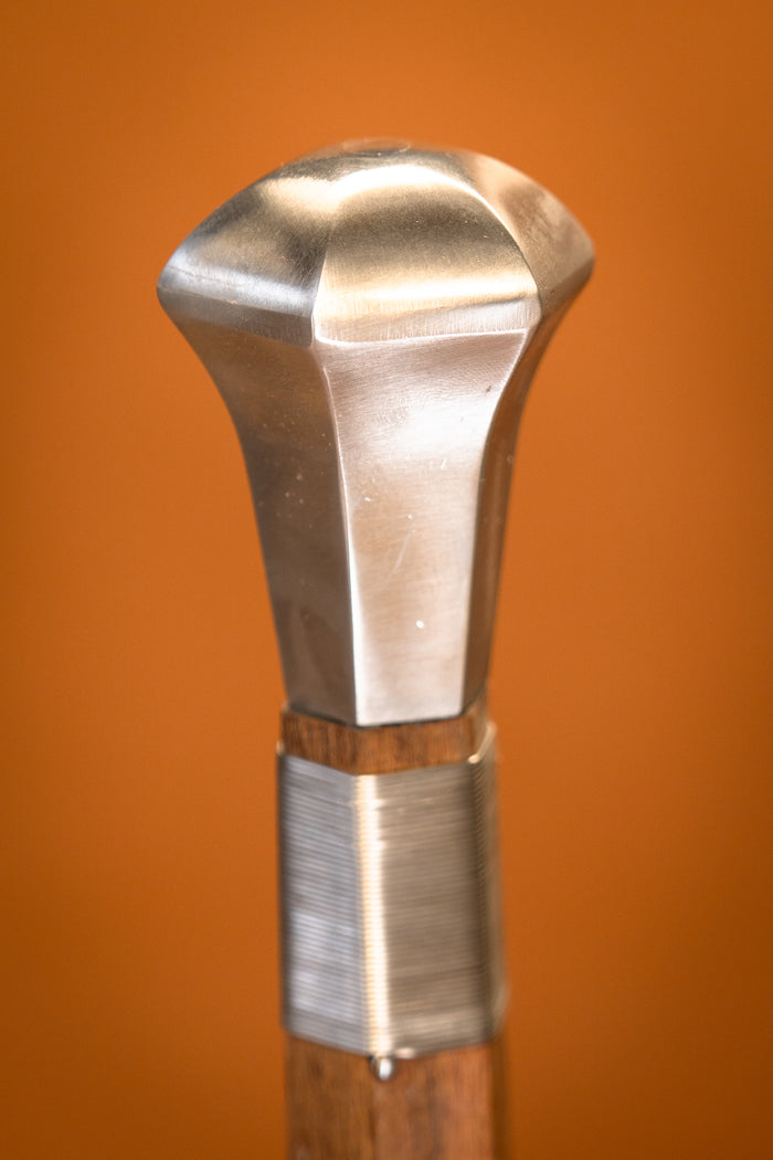 Two-handed sword Oakeshott type XVIIIe, semi-sharp